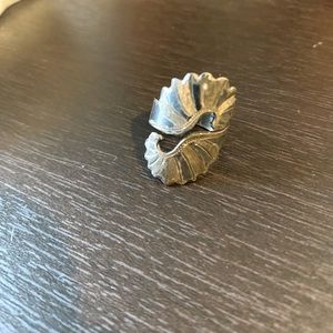 ✨VINTAGE✨ Mother of Pearl Adjustable Ring